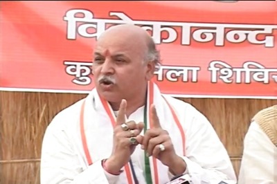 Human trafficking racket could be behind Meerut incident: Pravin Togadia