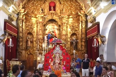 Ganesh Chaturthi 2018: Andhra Man Offers 580 kg Laddoo; Mumbai Idol Adorned With 70 kg Gold