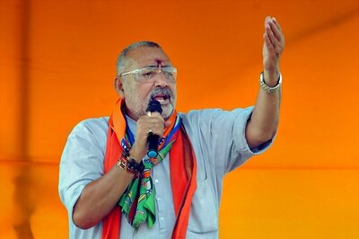 Missionary Schools Lack 'Sanskaar'; Gita, Hanuman Chalisa Should be Taught in Pvt Schools: Giriraj Singh
