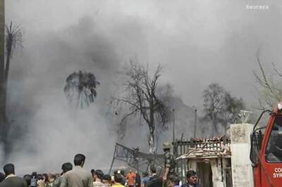 Syria: Suicide car bomber kills 15 in central Damascus