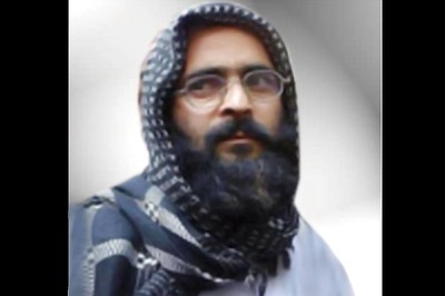 Afzal Guru's first death anniversary sees curfew-like situation in Kashmir