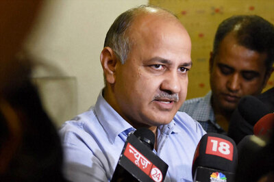 How Can Farmers Who Can't Read do e-Banking: Manish Sisodia