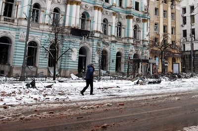 Kissinger, Ex-Envoys Predicted War In Ukraine, Warned Against NATO Expansion