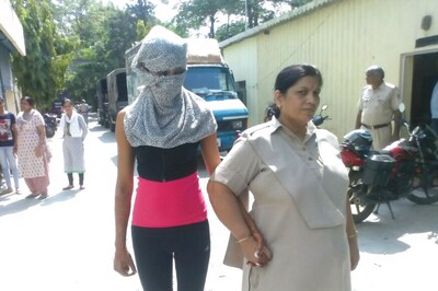 Delhi Model, Driver Arrested For Duping People At ATM Counters