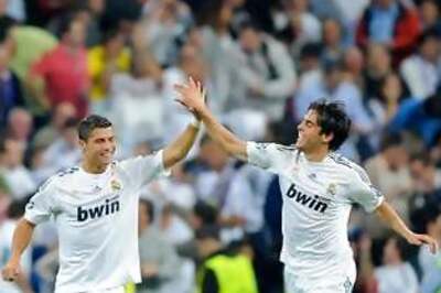 Ronaldo, Kaka keep Real Madrid rolling