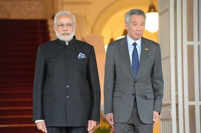 Singapore PM Arrives in India on 5-day Visit