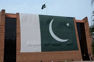 Pakistan Hoists 'Largest Flag in Its History' at Attari-Wagah Border