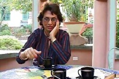 HC allows Bina Ramani to go abroad