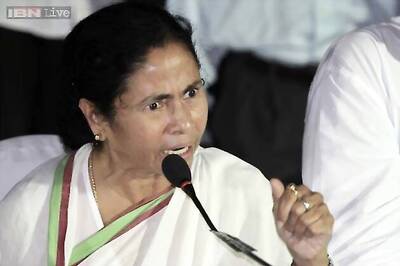 Mamata Banerjee ups the ante against BJP, accuses it of playing communal politics