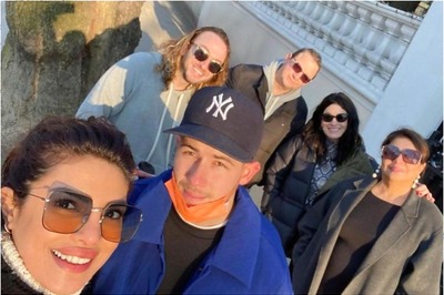 Priyanka Chopra, Nick Jonas and Their In-Laws Get Together in London