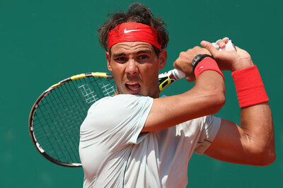 Nadal sails through in Monte Carlo, Berdych sinks