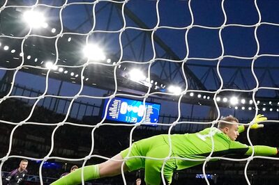 Arsenal Seek to Silence Doubters as Bayern Champions League Test Looms