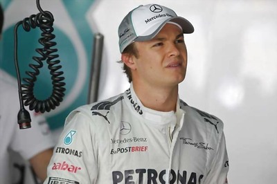 Reprimanded Nico Rosberg keeps Silverstone win