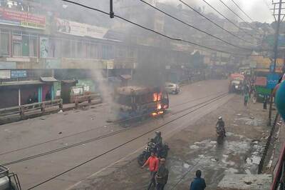 Police Clash With GJM Supporters in Bengal's Hill Districts, 9 Injured