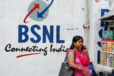 BSNL Rolls Out VRS Scheme; Expects 70,000-80,000 Employees to Avail it