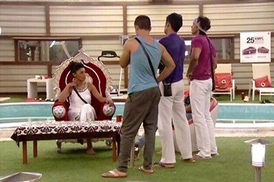 'Bigg Boss' tempts contestants with Rs 15 lakh