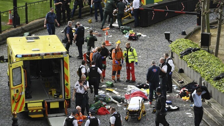 London Terror Attack: Shooting Outside UK Parliament Leaves 1 Killed, Dozen Injured