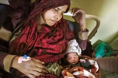 Delhi Woman Delivers 'Miracle Baby' Hours After being Attacked and Kicked in the Stomach by Rioters