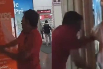 Row Over '60% Kannada' Rule Picks Up; Activist Tears Down English Banners at Bengaluru Mall | WATCH