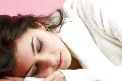 Why You Must Avoid Sleeping in Woollen Clothes At All Costs