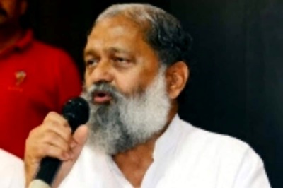 351 Arrested in Haryana in 4 Months for Sending People Abroad Through Fraudulent Means: Anil Vij