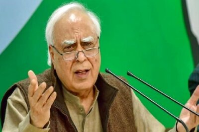 After Bhagwat's 'Don’t Run Behind Job's' Remark, Kapil Sibal’s Retort