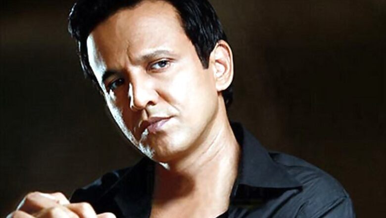 Kay Kay Menon to play civic commissioner in Big B's TV show