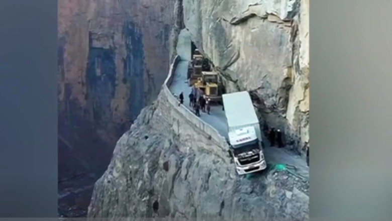Truck Dangles Off 330Ft Cliff For Three Days In China, Rescued