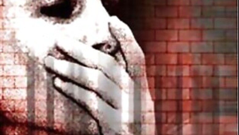 Living, loathing Delhi: 96 pc women feel city unsafe