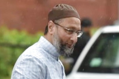 Owaisi Draws BJP’s Ire Over Indore Bangle Seller Incident, Told to Indulge in Appeasement Elsewhere