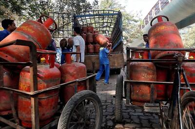 LPG Price: Subsidised, Non-subsidised Cooking Gas Cylinder Rate Increases by Rs 25