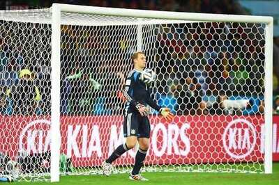 World Cup 2014: Germany rely on Neuer and fitness to overcome jitters