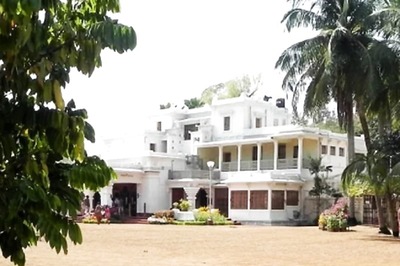 Tagore Also Came to Bolpur From Elsewhere to Set Up Visva Bharati: VC After Mamata's 'Outsider' Remark