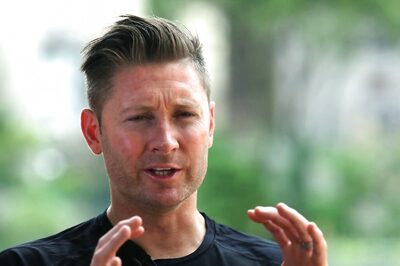'In Every Sporting Team, Not Everybody Gets On': Michael Clarke Shares Views on Mitchell Johnson's Scathing Attack on David Warner