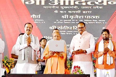 ‘Babuji First to Ensure Good Governance in UP after Independence’: CM Yogi Pays Tribute to Kalyan Singh