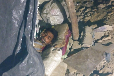 Shakur Basti slum demolition leaves people suffering out in the cold, no help in sight