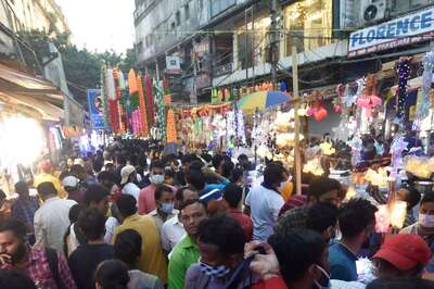 Total Lockdown in Delhi Soon? As Covid Cases Skyrocket, DDMA to Meet on Monday to Extend Curbs