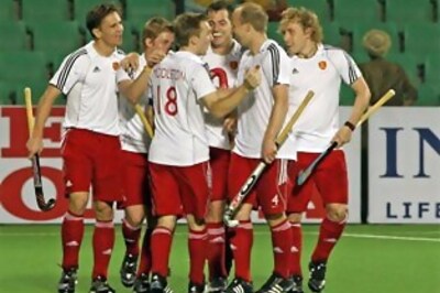 England stretch unbeaten run with win over Pak