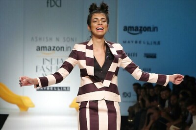 AIFW SS'16, day 2: Models unleash the inner child as they ditch high heels for roller skates on the ramp