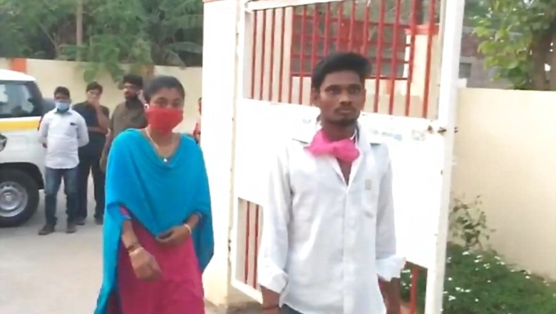 Love Knows No Lockdown: Woman in Andhra Walks 60 Km to Marry Her Boyfriend in Neighbouring Village