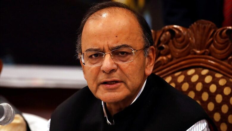 Congress, Hardik Patel Cheating People of Gujarat Over Reservation, Accuses Arun Jaitley