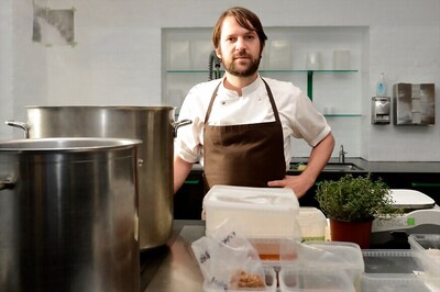 Chef Rene Redzepi of Noma Teaches You to Pick Your Own Wild Foods
