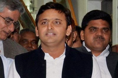 Kashmiris on a 10-day trip to UP meet Akhilesh Yadav