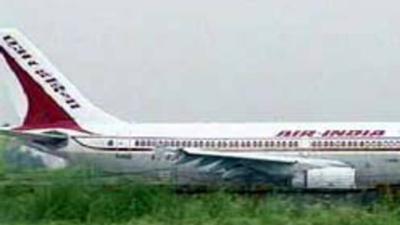 Stranded AI plane returns to India