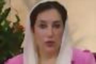 Light a candle for Benazir | Pay your tribute