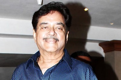 Shatrughan Sinha swears allegiance to BJP, but says nobody knows the future