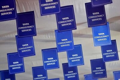 Tata Sons to Sell More Than $1 Billion Worth of TCS Shares: Source