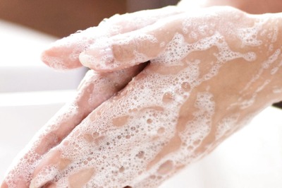 Winter: Here's How to Pick the Right Handwash This Season
