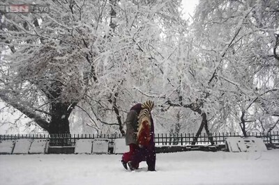 Snow storms hit western Canada