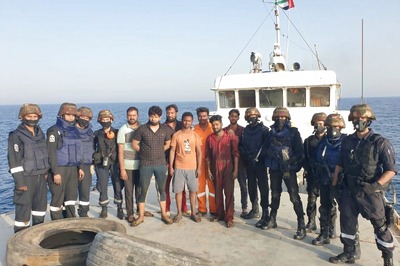 INS Talwar Comes to Aid of 'Seasick' Indian Cargo Ship near Gulf of Oman